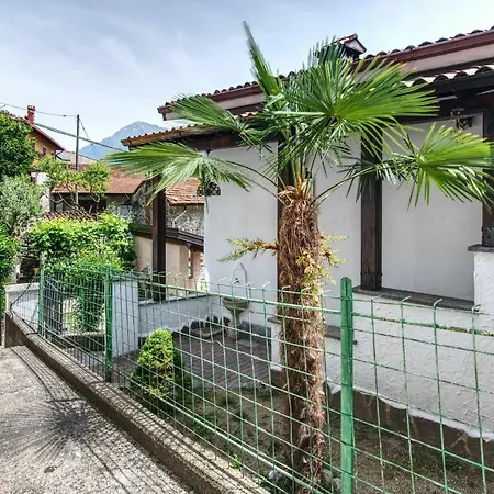 Pergola Lake View Apartament Musso