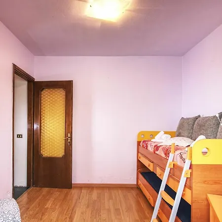 Pergola Lake View Apartment