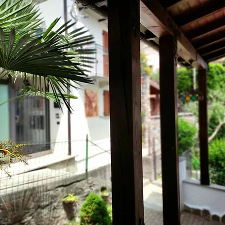 Pergola Lake View 아파트 무쏘